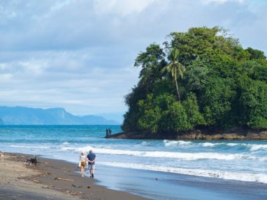 Visit El Valle travel guide: first time in the Pacific coast of Choco (Bahia Solano)