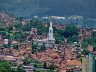 Visit Moravia Barrio Tour: the sowers of life in Medellin
