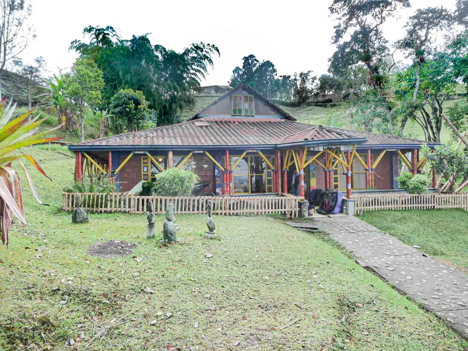 Yambolombia Hostal