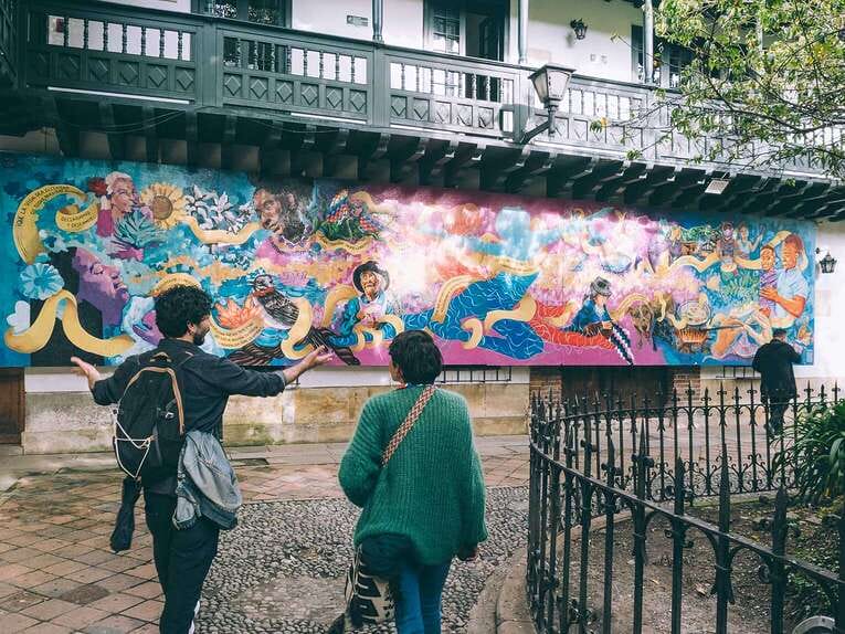 Best english speaking local guide to visit Bogota