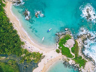 Best local guide for trekking in Tayrona Park