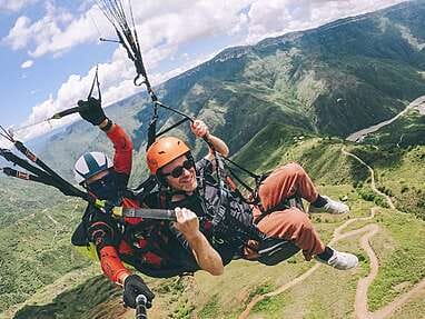 Best paragliding agency to fly over Chicamocha Canyon