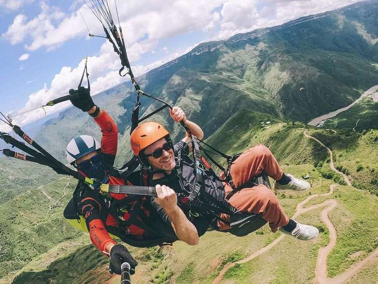 Best paragliding agency to fly over Chicamocha Canyon